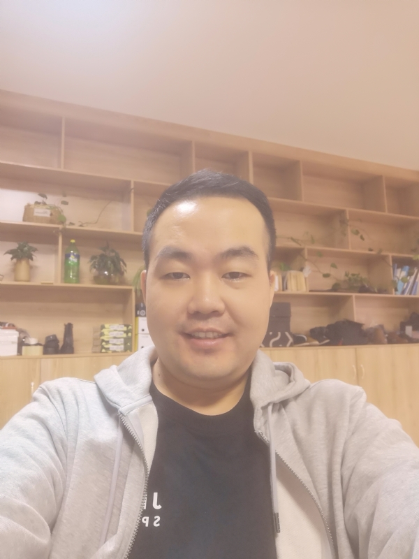 carl的第一张照片--丽水相亲服务中心