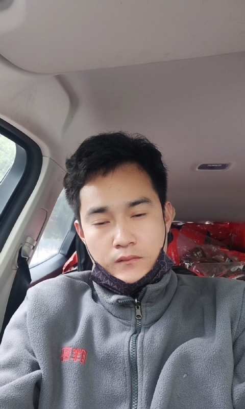 冷锋的第一张照片--丽水相亲服务中心