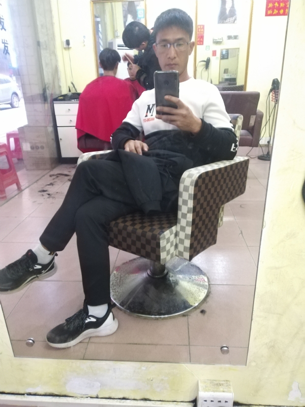 hushuai的第一张照片--丽水相亲服务中心