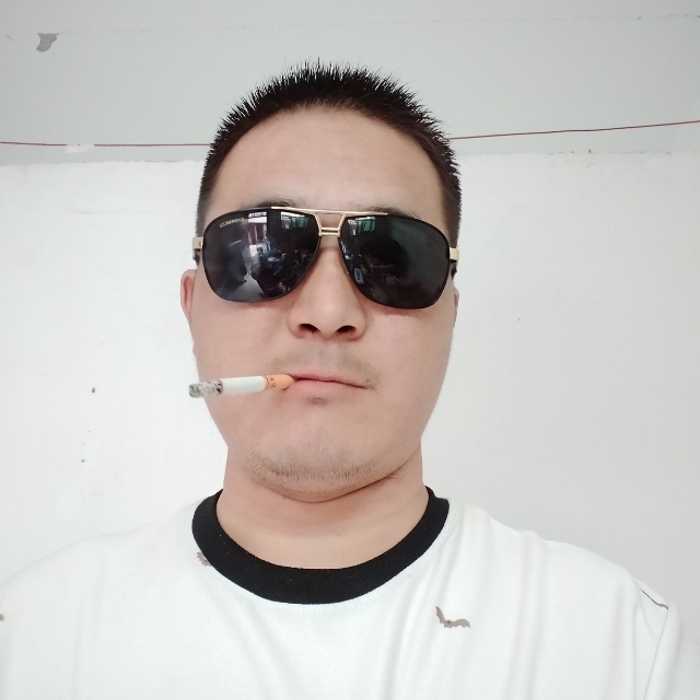 白伟伟的第一张照片--丽水相亲服务中心