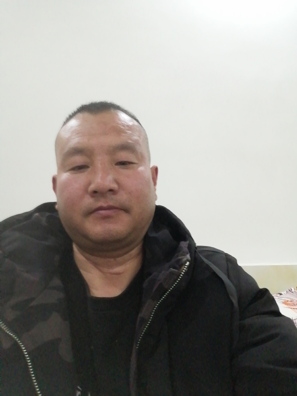 肖小江的第一张照片--丽水相亲服务中心