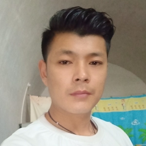 啊锋的第一张照片--丽水相亲服务中心