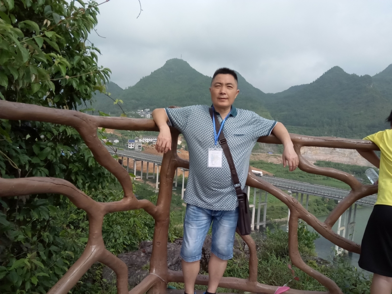 岁月无声的第一张照片--丽水相亲服务中心