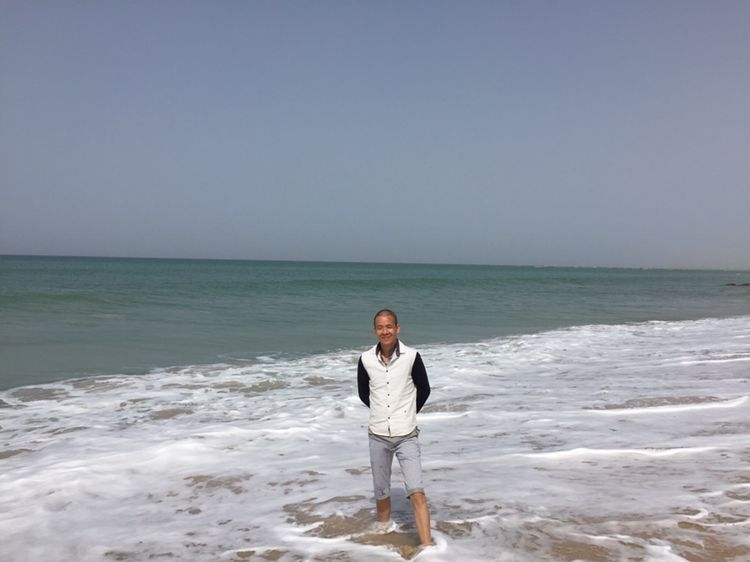 文字的忧伤的第一张照片--丽水相亲服务中心