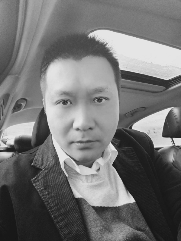 静水寒的第一张照片--丽水相亲服务中心