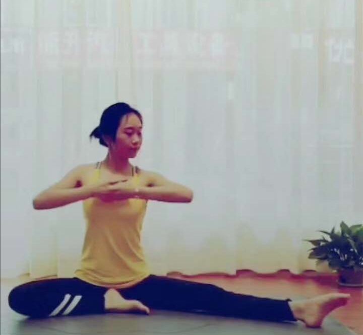 静静子的第一张照片--丽水相亲服务中心