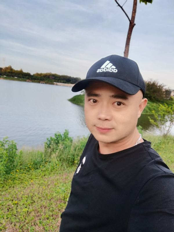 石头哥的第一张照片--丽水相亲服务中心