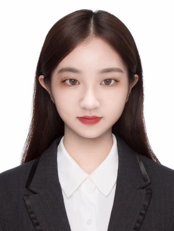 侧耳倾听的第一张照片--丽水相亲服务中心