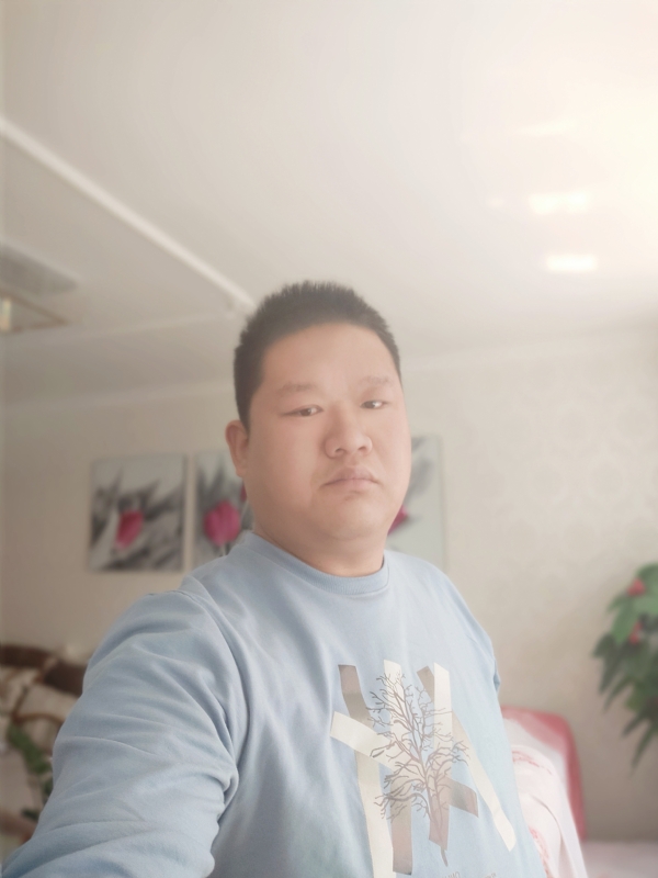 别无选择的第一张照片--丽水相亲服务中心