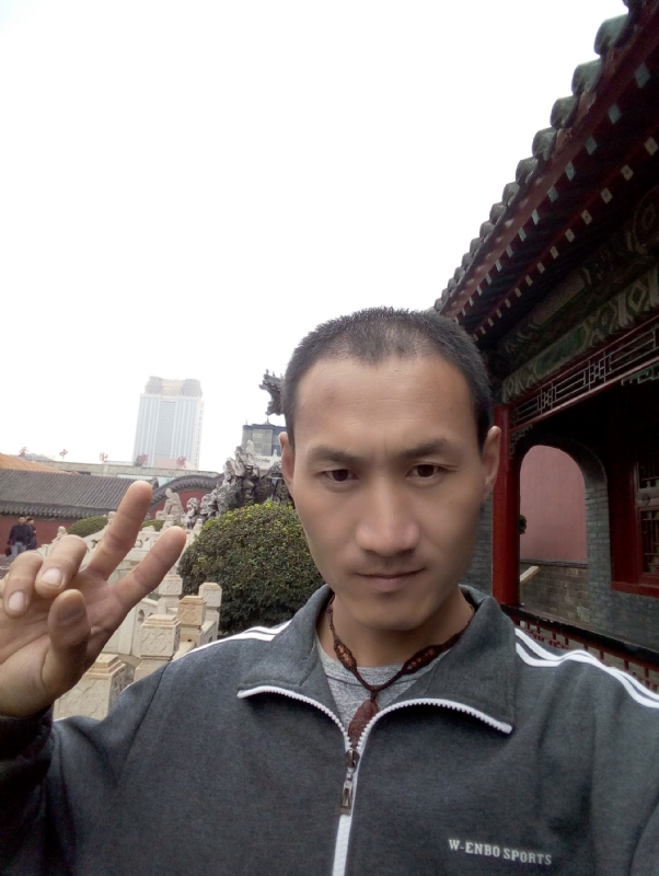 清雨的第一张照片--丽水相亲服务中心