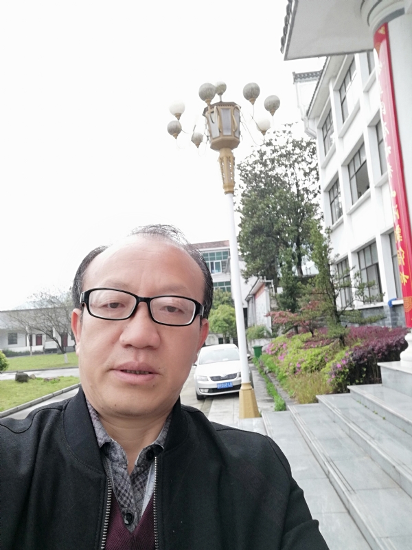 玫瑰祥云的第二张照片--丽水相亲服务中心