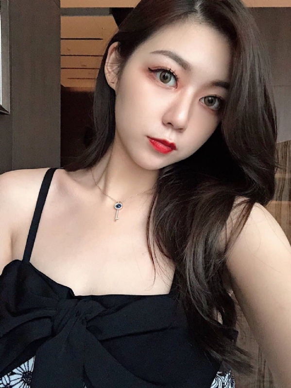 半度微涼的第二张照片--丽水相亲服务中心