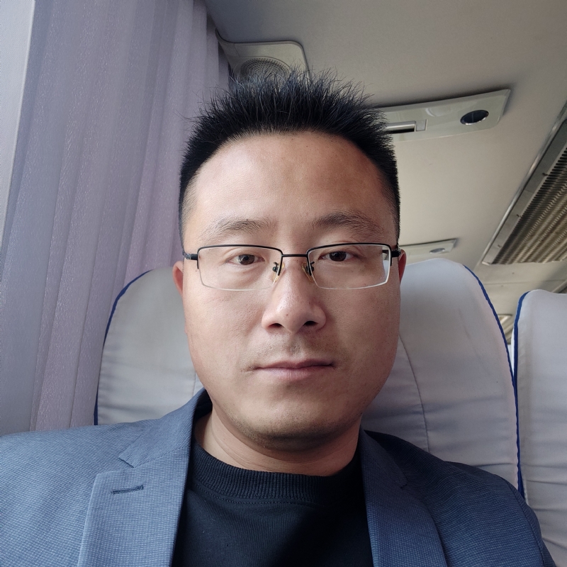 桑业挺的第一张照片--丽水相亲服务中心