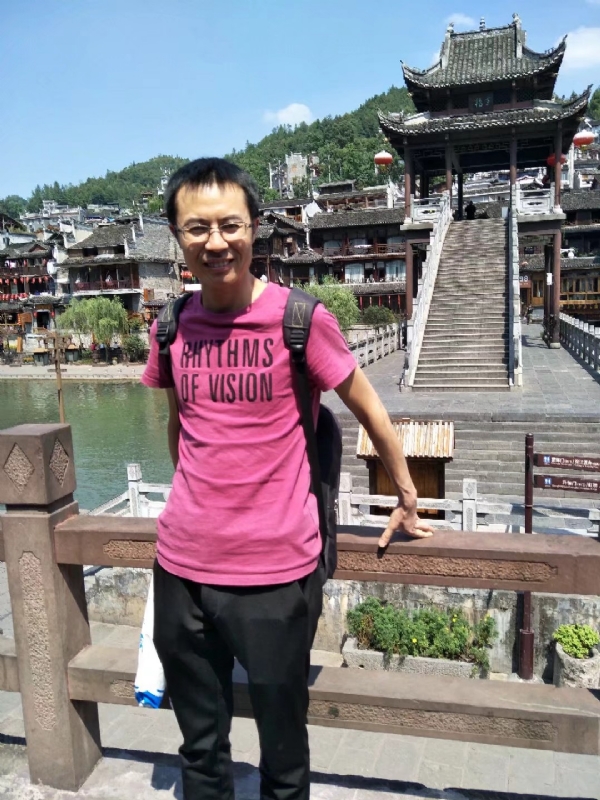 会飞的鱼的第一张照片--丽水相亲服务中心