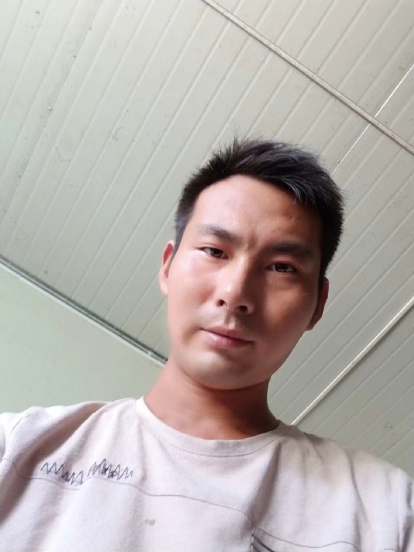 快乐肥宅水的第一张照片--丽水相亲服务中心