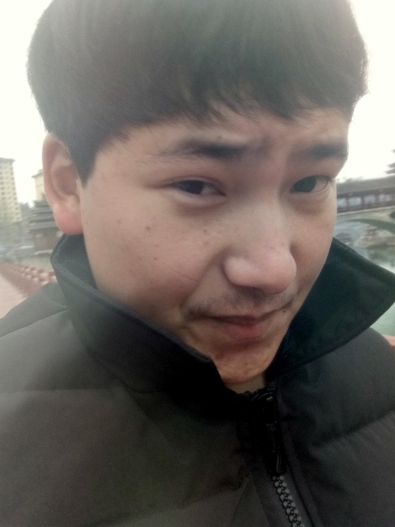 侗族青年作家超超的第二张照片--丽水相亲服务中心