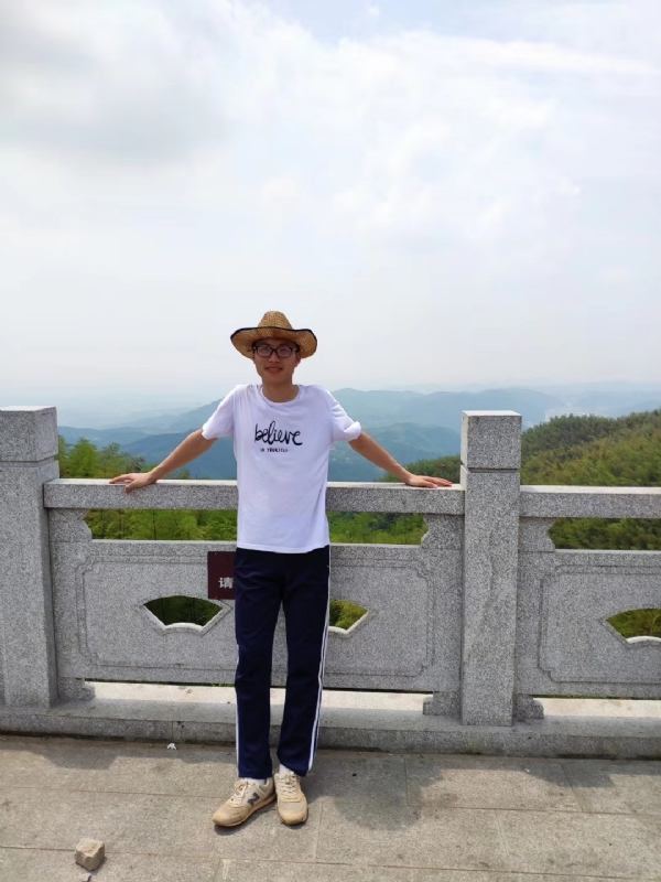 华华的第四张照片--丽水相亲服务中心