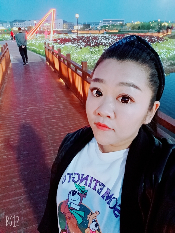 孙晓雪的第一张照片--丽水相亲服务中心