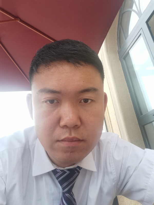 小龙哥的第一张照片--丽水相亲服务中心