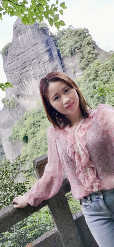 花开半夏的第二张照片--丽水相亲服务中心