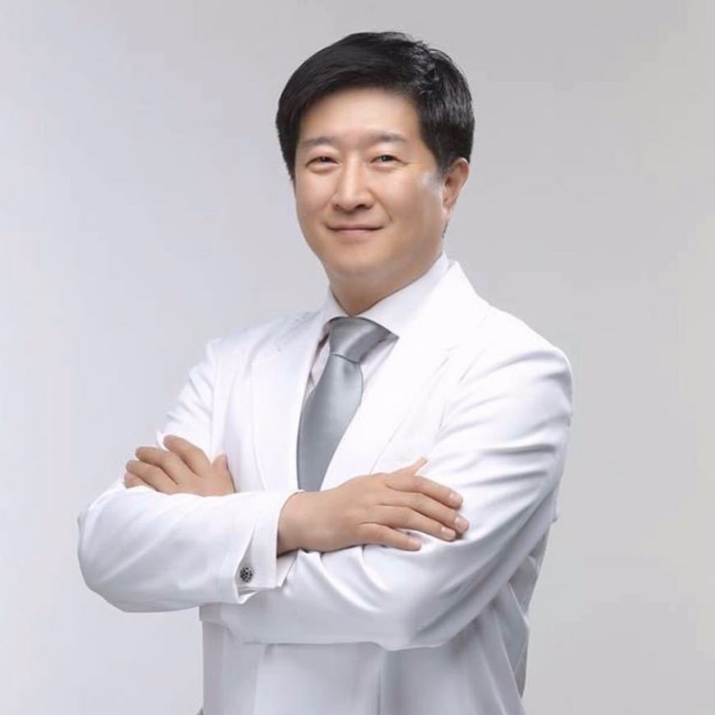 王伟的第一张照片--丽水相亲服务中心