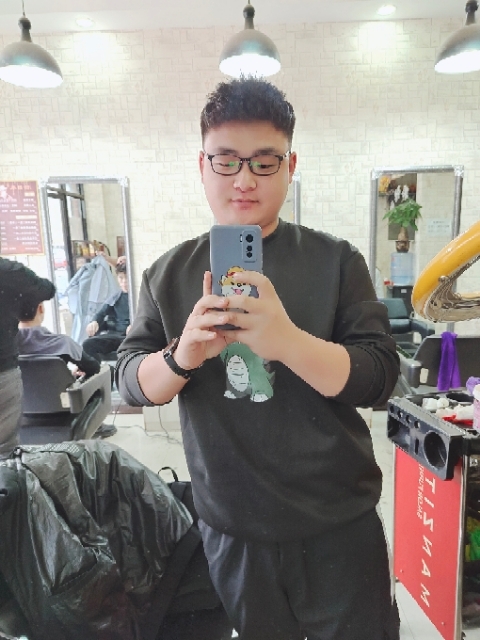 不吃香菜的第一张照片--丽水相亲服务中心