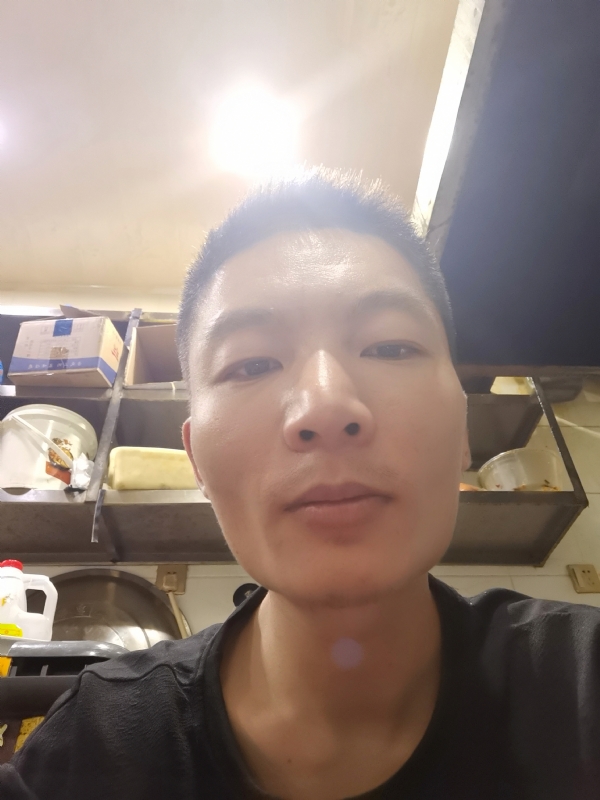 邹先生的第一张照片--丽水相亲服务中心