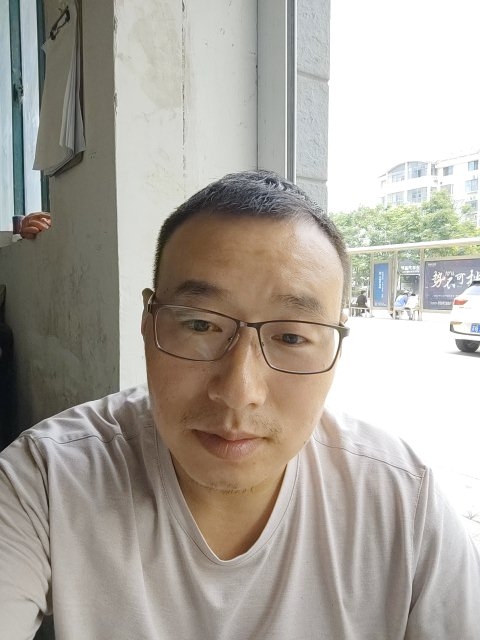 转身的距离的第一张照片--丽水相亲服务中心