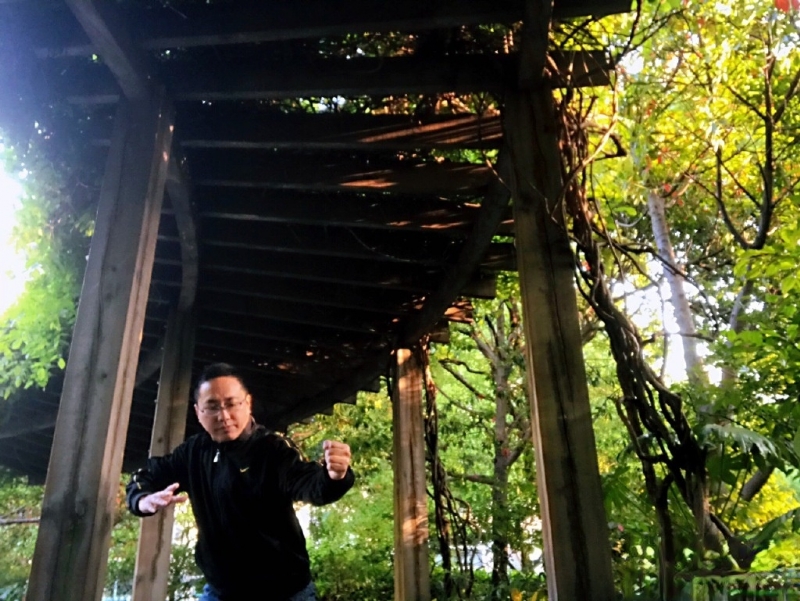 自故深情好受伤的第二张照片--丽水相亲服务中心