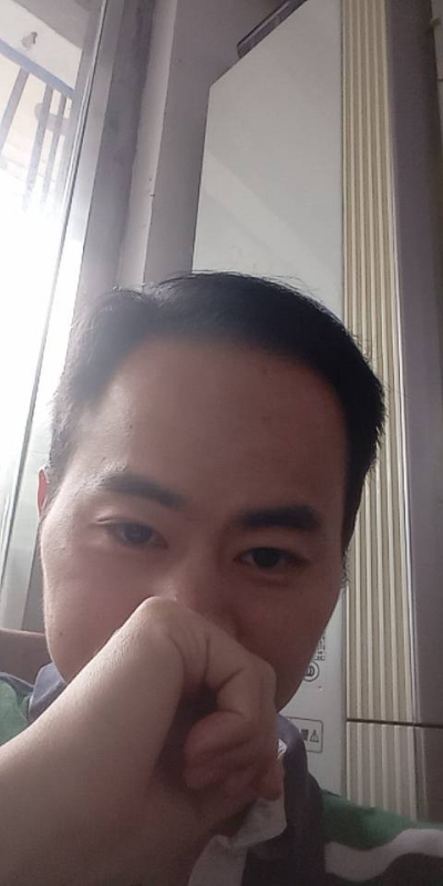 90年大叔的第一张照片--丽水相亲服务中心