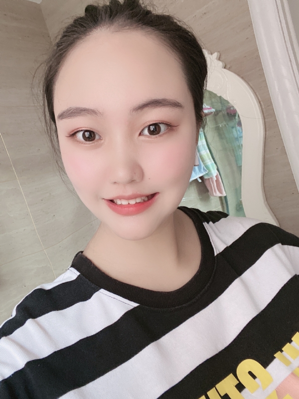 灵儿的第二张照片--丽水相亲服务中心