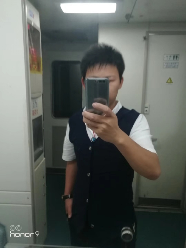 阳光下de幸福的第一张照片--丽水相亲服务中心