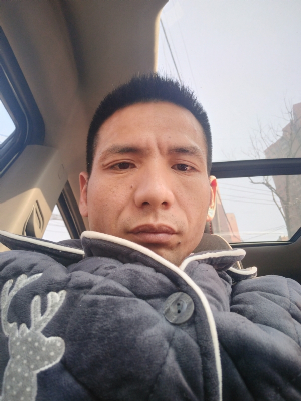 青春不长在的第一张照片--丽水相亲服务中心