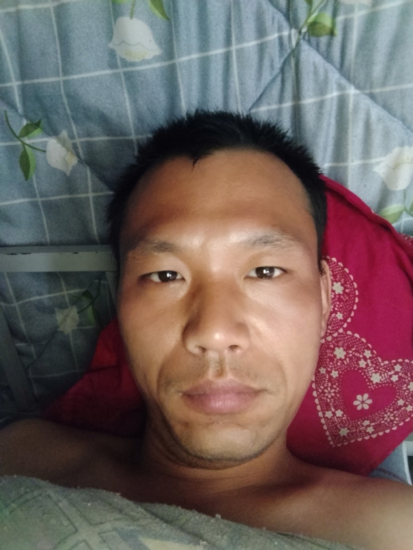 弘扬的第一张照片--丽水相亲服务中心