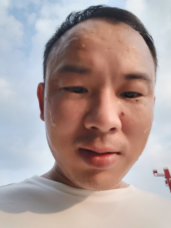 唐老鸭的第一张照片--丽水相亲服务中心