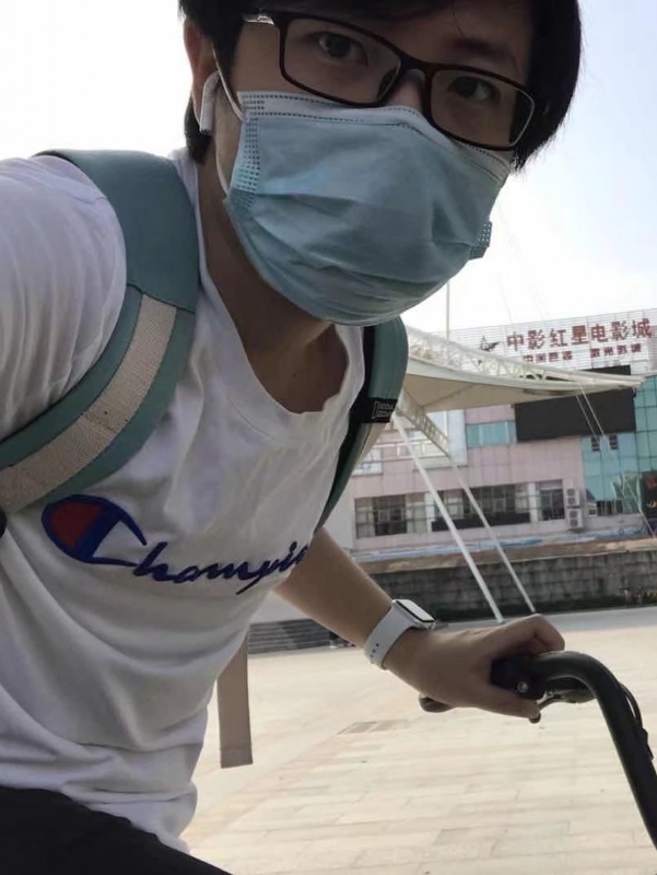 丁先生的第二张照片--丽水相亲服务中心