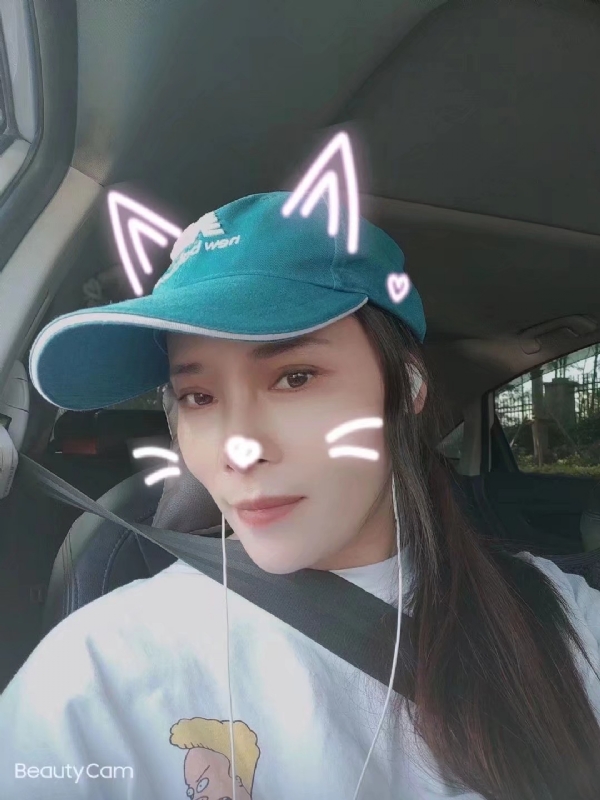 水瓶座的第二张照片--丽水相亲服务中心