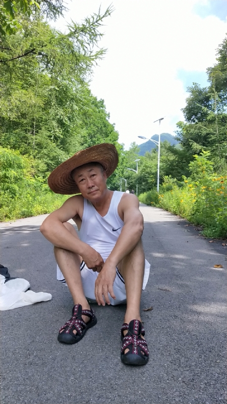 真诚寻伴的第一张照片--丽水相亲服务中心