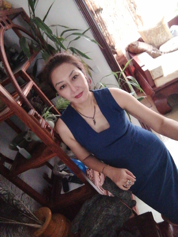 1975珠砂痣的第二张照片--丽水相亲服务中心