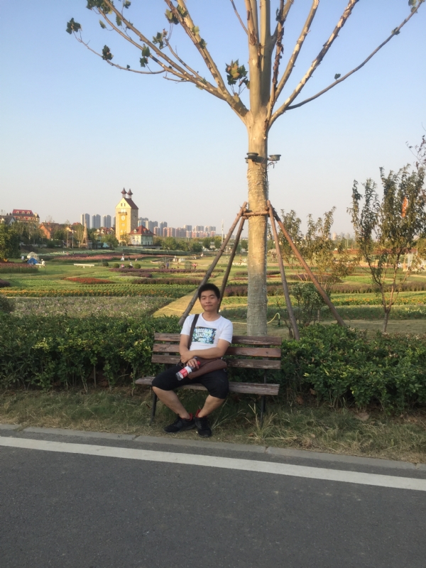 大鹏的第一张照片--丽水相亲服务中心