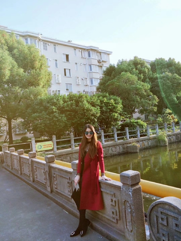 yaya的第一张照片--丽水相亲服务中心