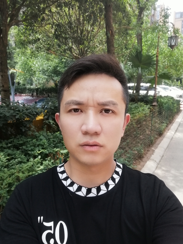 夏先生的第一张照片--丽水相亲服务中心