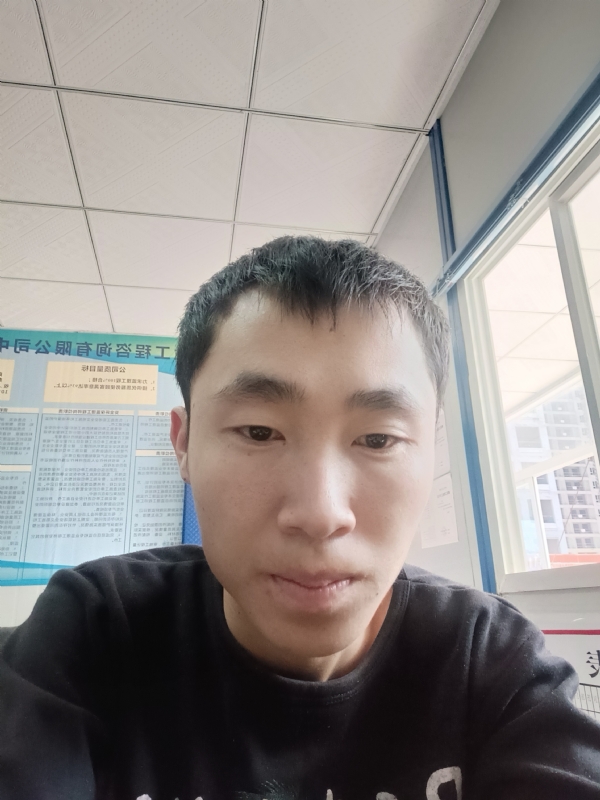 小哥哥的第二张照片--丽水相亲服务中心