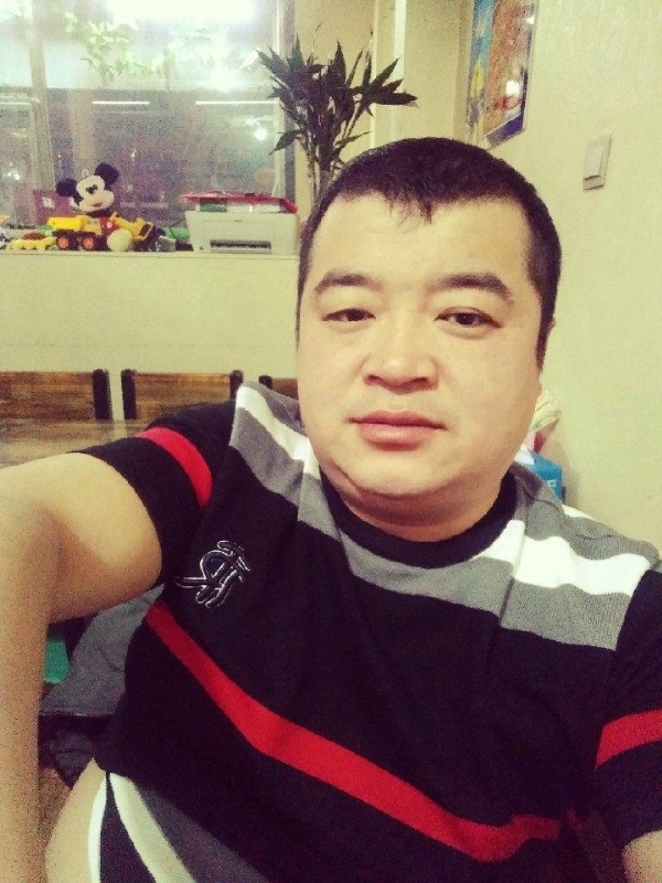 老实人的第一张照片--丽水相亲服务中心