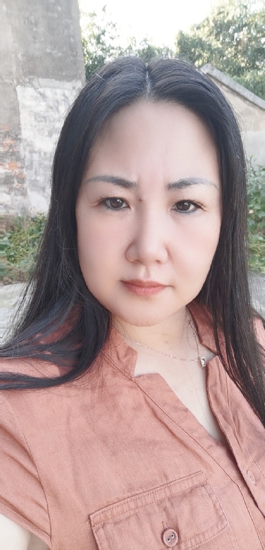 乖乖一女的第一张照片--丽水相亲服务中心