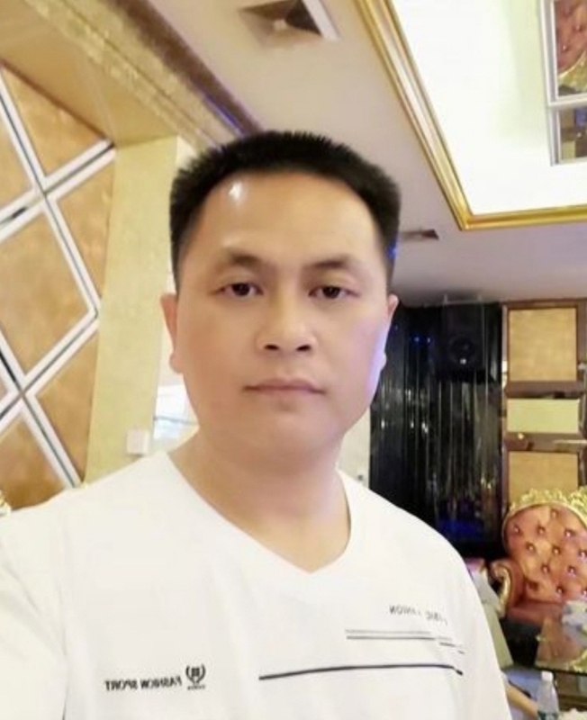 小梁的第一张照片--丽水相亲服务中心