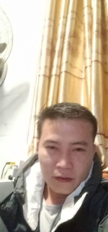 一个人的烟火的第一张照片--丽水相亲服务中心