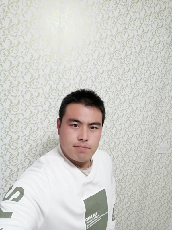 看草莓在跳舞的第一张照片--丽水相亲服务中心