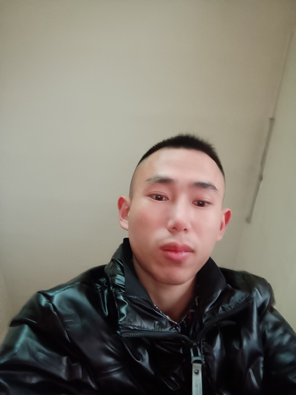 阿浩的第一张照片--丽水相亲服务中心