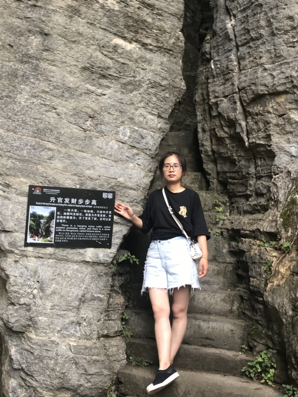 凭实力单身的第一张照片--丽水相亲服务中心